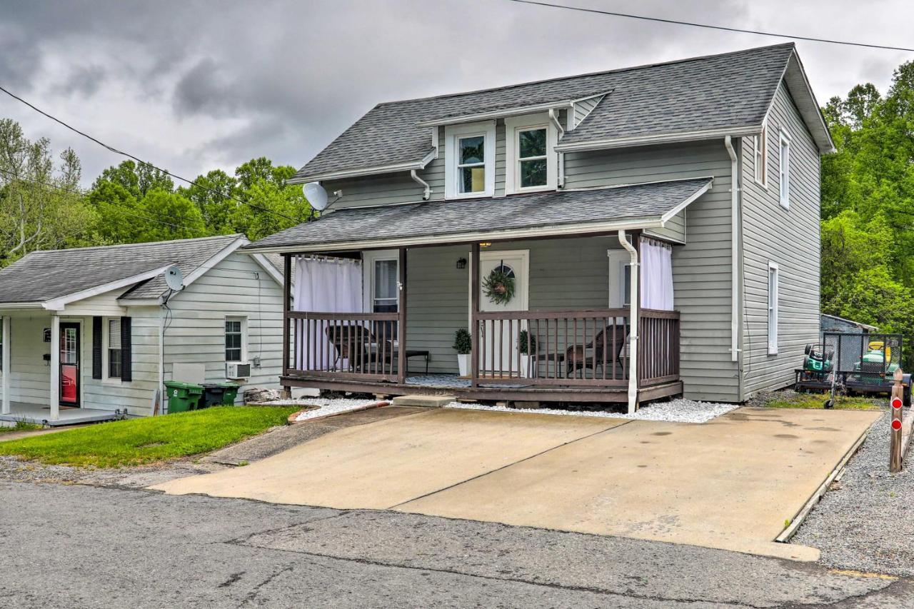 Morgantown Home With Deck About 2 Mi To Wv University! Εξωτερικό φωτογραφία